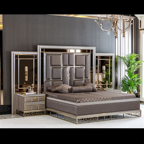 versace room sent